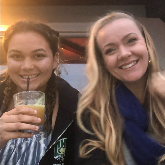 Bookmark My Closet  🌺 - Picture 8 of 8